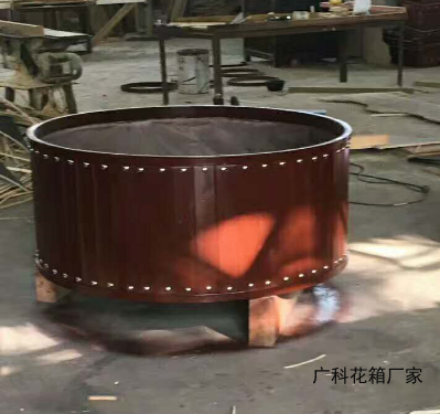 防腐木花箱的制作步骤